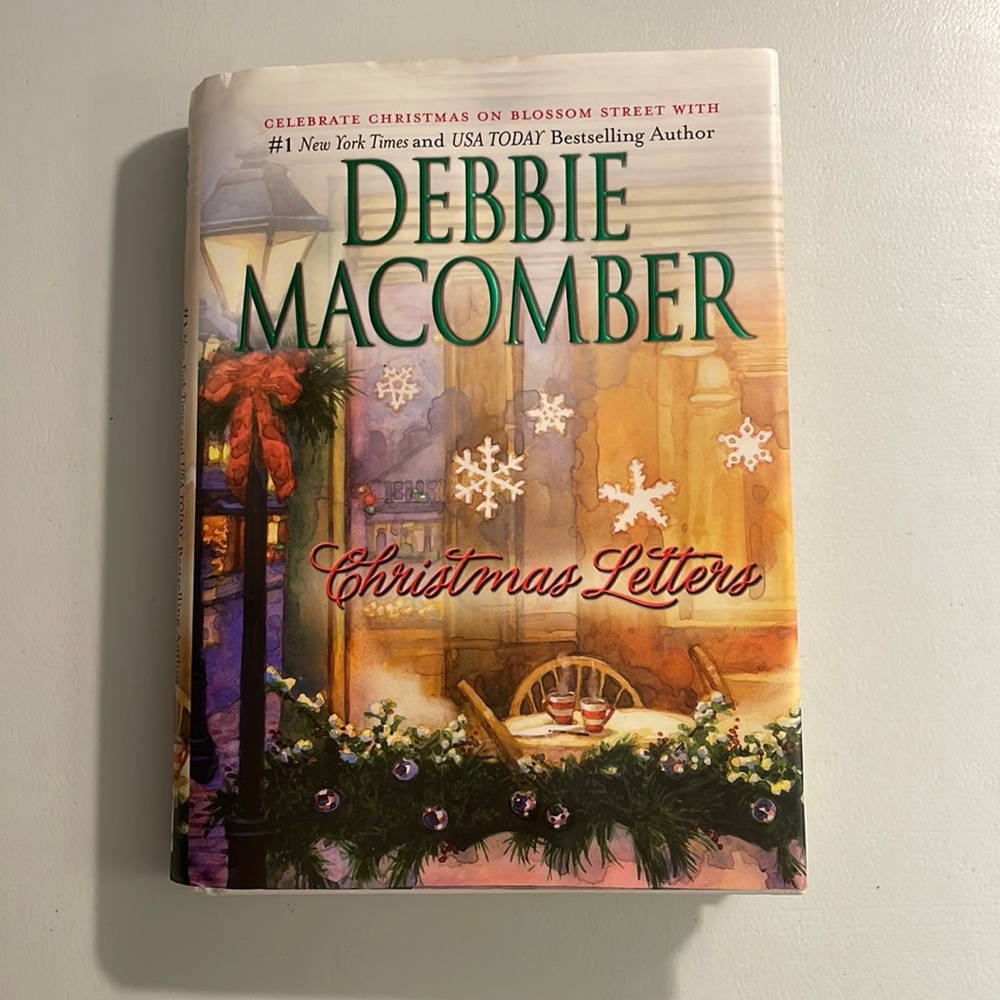 🌈2/$8  Christmas Letters #3.5 in the Blossom Street Series